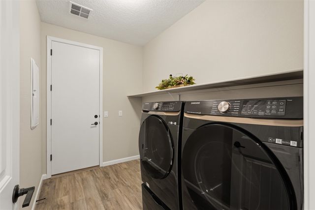 44 Firecrown Lane, Santa Fe, NM 87508