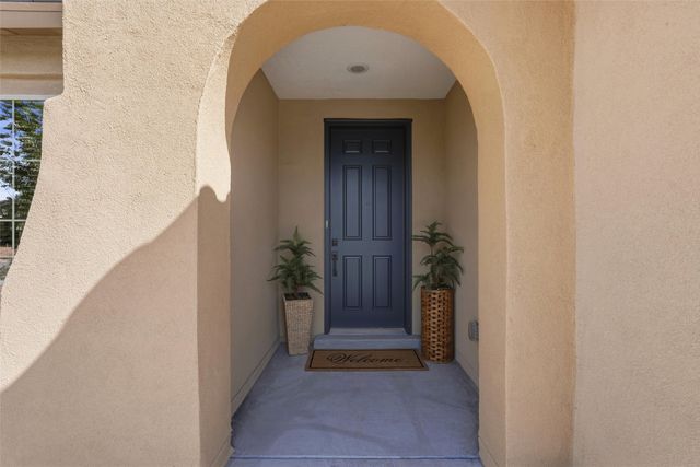 44 Firecrown Lane, Santa Fe, NM 87508