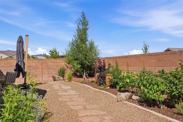 44 Firecrown Lane, Santa Fe, NM 87508