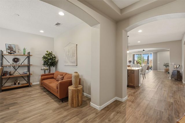 44 Firecrown Lane, Santa Fe, NM 87508