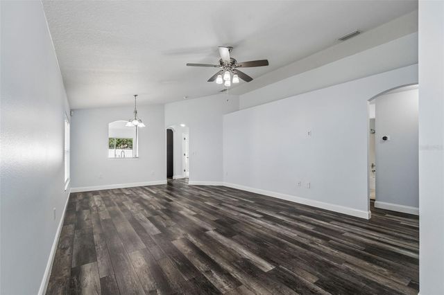 10226 PERTHSHIRE CIRCLE, Land O Lakes, FL 34638