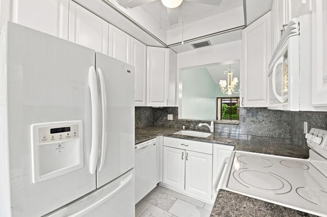 3872 Vine Trail D, Lake Worth, FL 33467