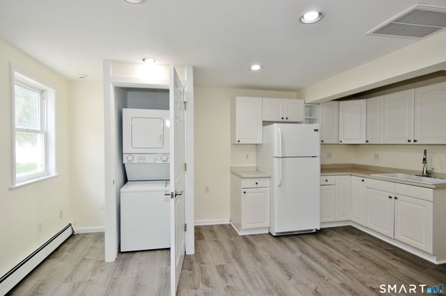 821 Long Ridge Road LL, Stamford, CT 06902