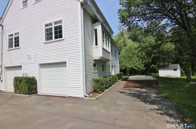 821 Long Ridge Road LL, Stamford, CT 06902