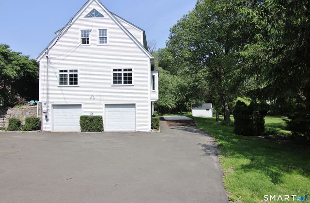 821 Long Ridge Road LL, Stamford, CT 06902