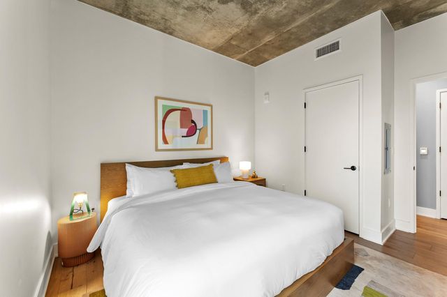 48 East Ave 1804, Austin, TX 78701