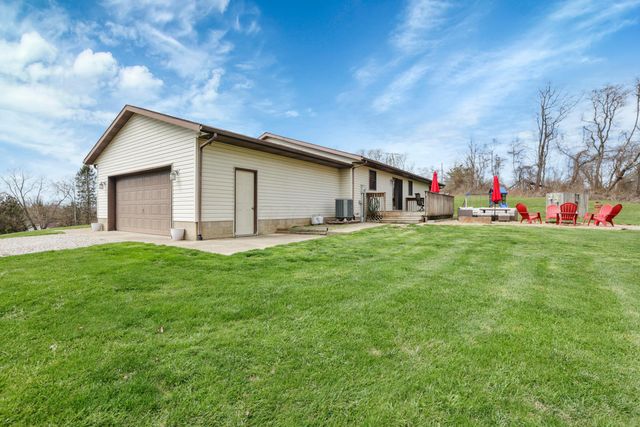 9100 State Route 664 N, Logan, OH 43138