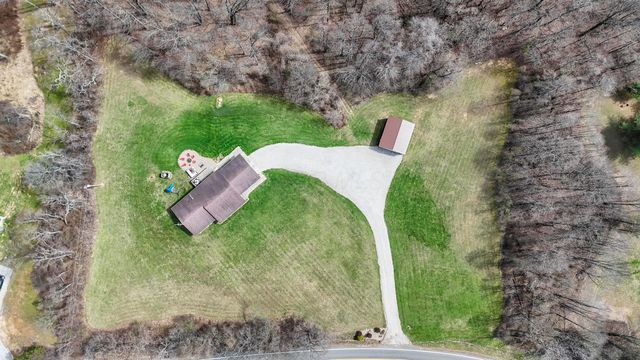 9100 State Route 664 N, Logan, OH 43138