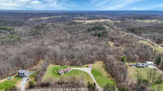 9100 State Route 664 N, Logan, OH 43138