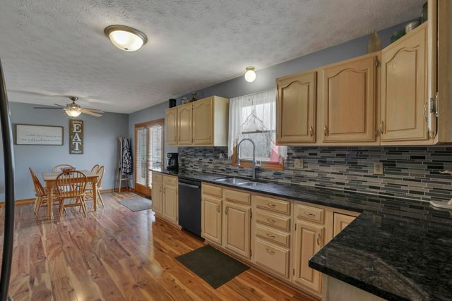 9100 State Route 664 N, Logan, OH 43138