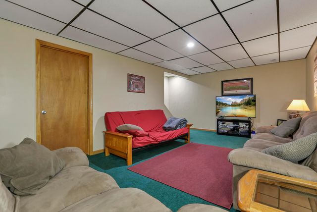 9100 State Route 664 N, Logan, OH 43138