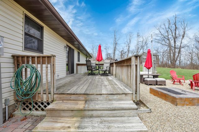 9100 State Route 664 N, Logan, OH 43138