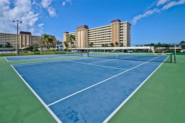 4550 COVE CIRCLE 804, St Petersburg, FL 33708