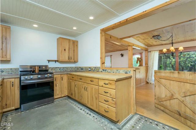 11461 Riverwood Drive, Sunland, CA 91040