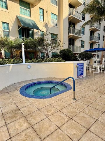 610 Clematis Street 812, West Palm Beach, FL 33401
