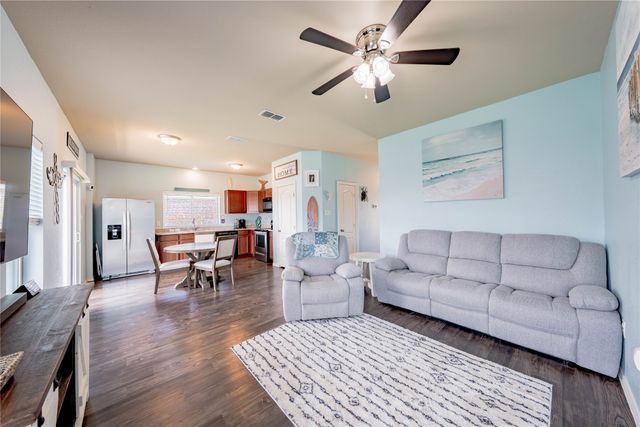 306 Breaux Lane, Mabank, TX 75147