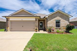 306 Breaux Lane, Mabank, TX 75147