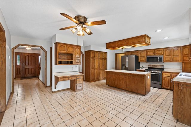 8805 Inverness Terrace, Brooklyn Park, MN 55443