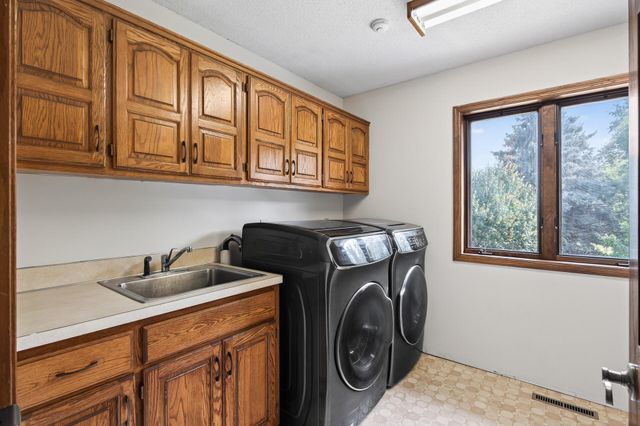 8805 Inverness Terrace, Brooklyn Park, MN 55443