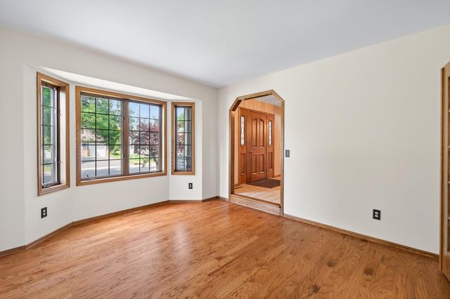 8805 Inverness Terrace, Brooklyn Park, MN 55443