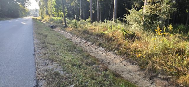 7555 Broussard Road, Beaumont, TX 77713