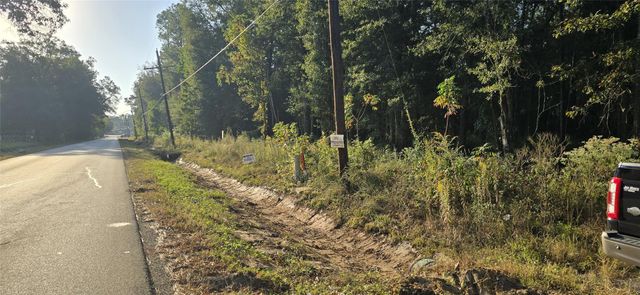 7555 Broussard Road, Beaumont, TX 77713