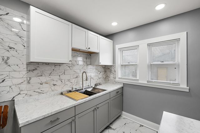 15424 Cruse Street, Detroit, MI 48227