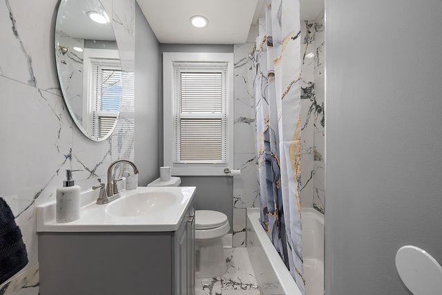 15424 Cruse Street, Detroit, MI 48227