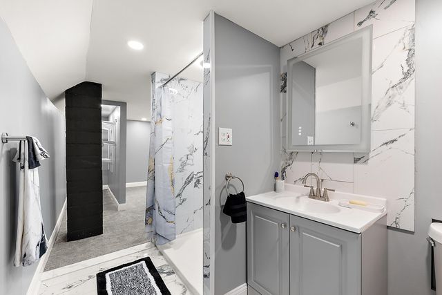 15424 Cruse Street, Detroit, MI 48227