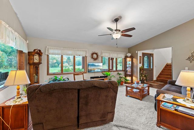 E16467 Grimm Road, Hillsboro, WI 54634