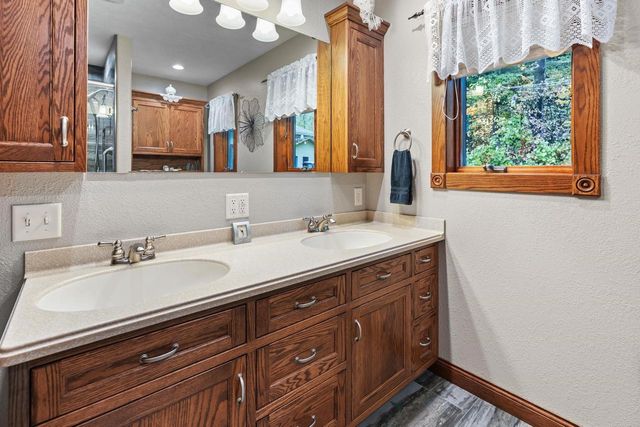 E16467 Grimm Road, Hillsboro, WI 54634