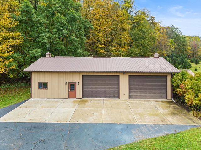 E16467 Grimm Road, Hillsboro, WI 54634