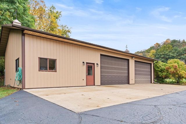E16467 Grimm Road, Hillsboro, WI 54634