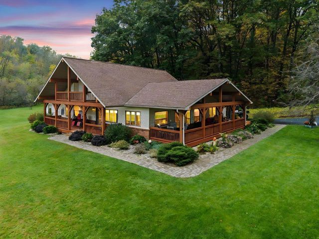 E16467 Grimm Road, Hillsboro, WI 54634