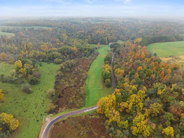 E16467 Grimm Road, Hillsboro, WI 54634