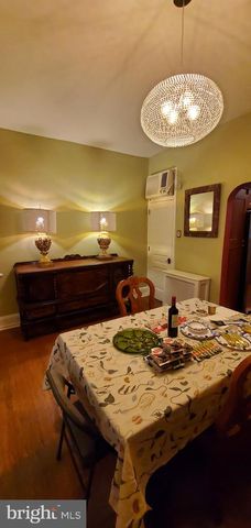 1033 JACKSON ST, Philadelphia, PA 19148