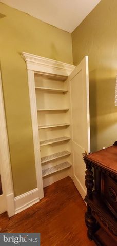 1033 JACKSON ST, Philadelphia, PA 19148