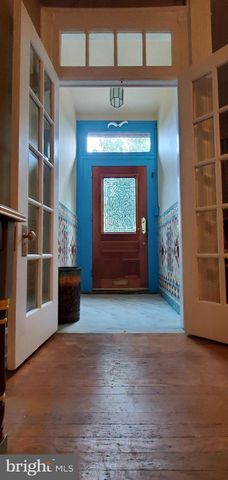 1033 JACKSON ST, Philadelphia, PA 19148