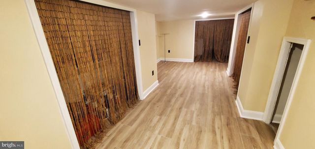 1033 JACKSON ST, Philadelphia, PA 19148