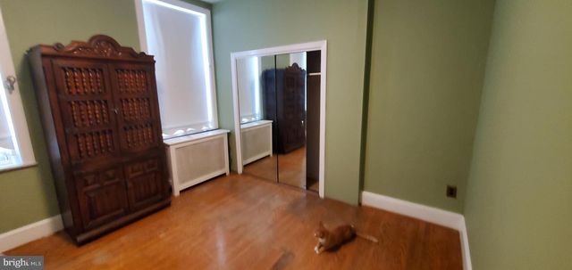 1033 JACKSON ST, Philadelphia, PA 19148