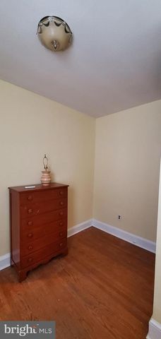1033 JACKSON ST, Philadelphia, PA 19148