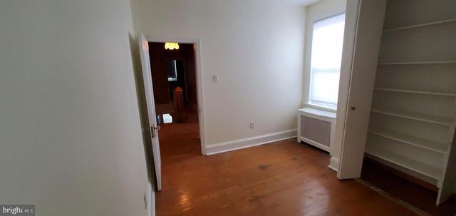 1033 JACKSON ST, Philadelphia, PA 19148