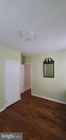 1033 JACKSON ST, Philadelphia, PA 19148