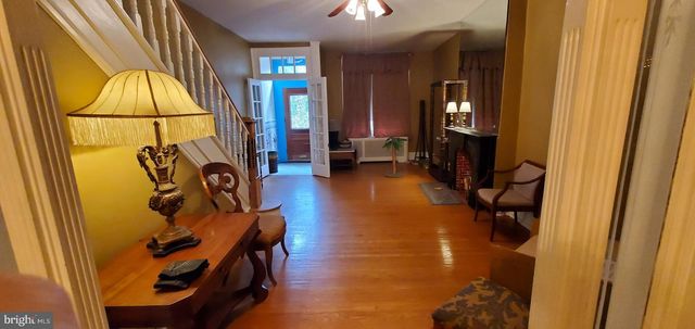 1033 JACKSON ST, Philadelphia, PA 19148
