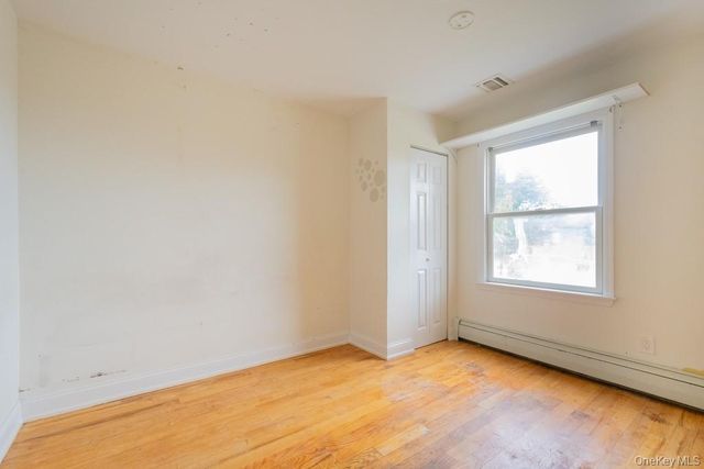 300 S Snedecor Avenue, Bayport, NY 11705