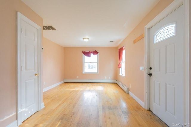 300 S Snedecor Avenue, Bayport, NY 11705