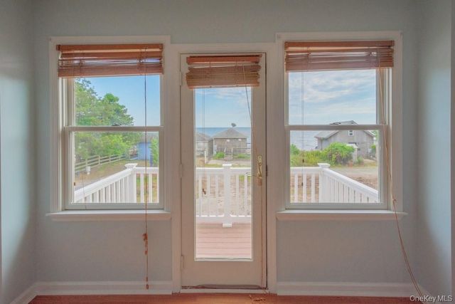 300 S Snedecor Avenue, Bayport, NY 11705