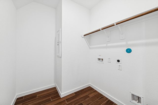 29322 Meadowcreek Hill Drive, Waller, TX 77484