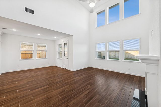 29322 Meadowcreek Hill Drive, Waller, TX 77484