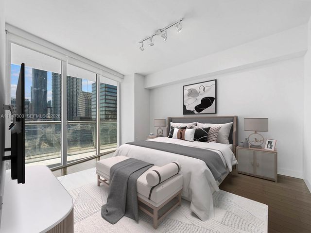 495 Brickell Ave 1801, Miami, FL 33131